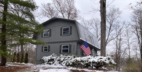 Photo of 5221 Clearlake Drive, Cincinnati, OH 45247 (MLS # 1863621)