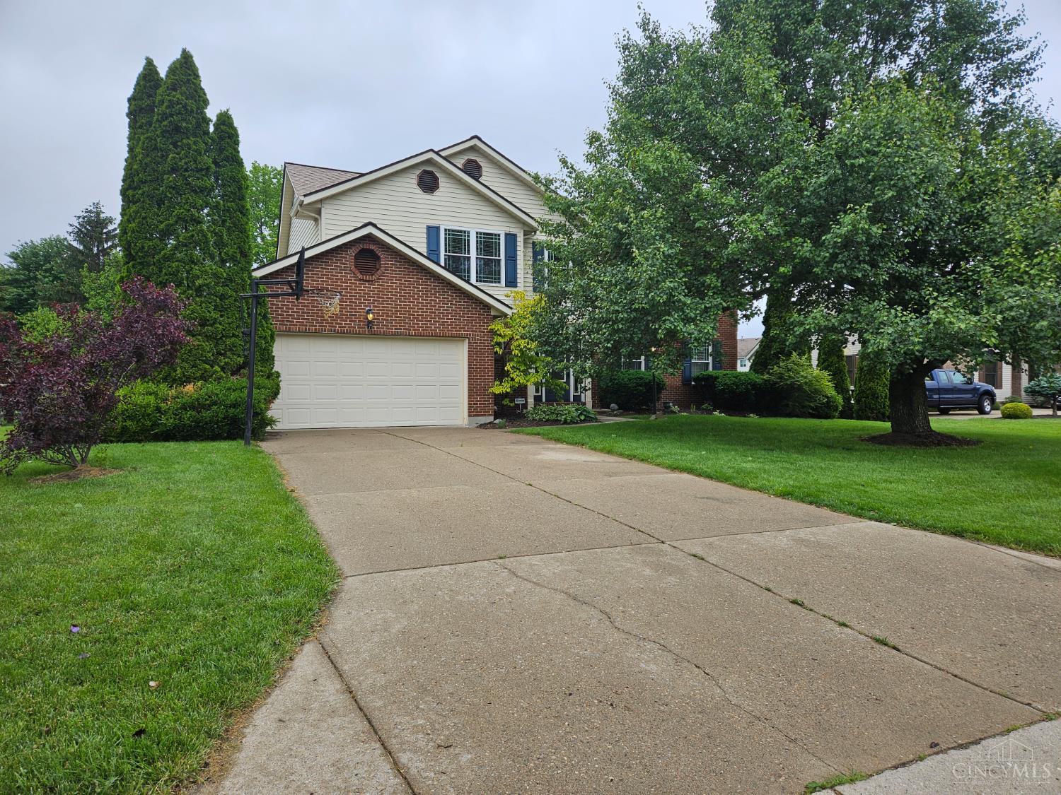 8271 Colonial Mill Manor Mnr, West Chester, Ohio image 2