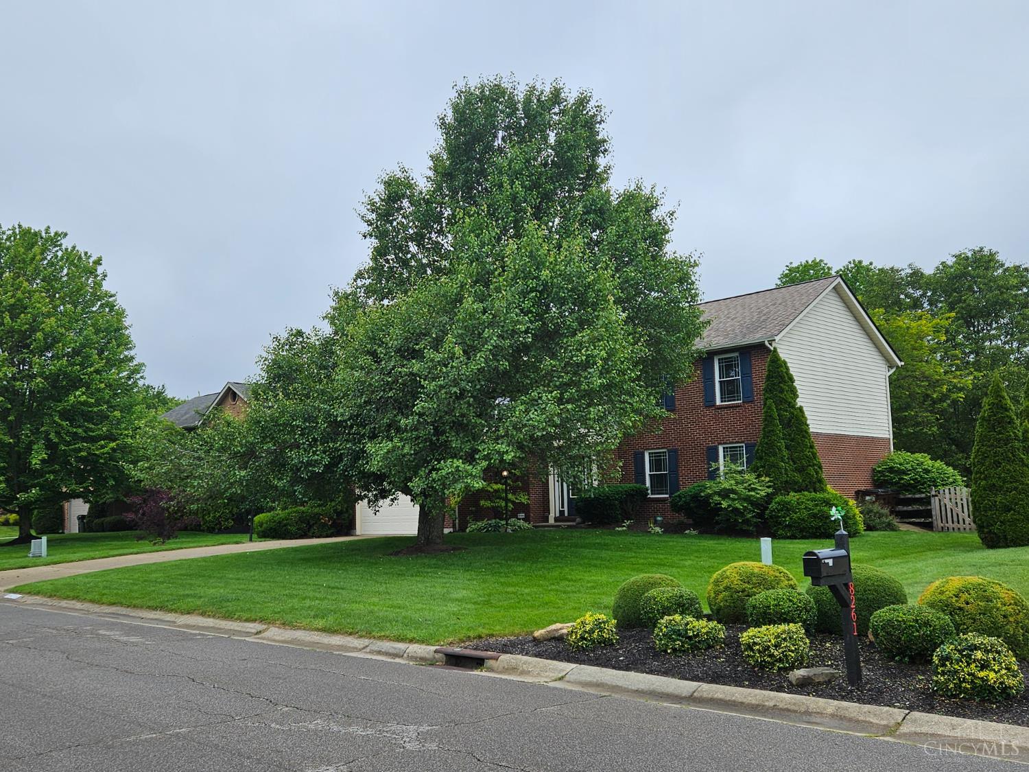 8271 Colonial Mill Manor Mnr, West Chester, Ohio image 3