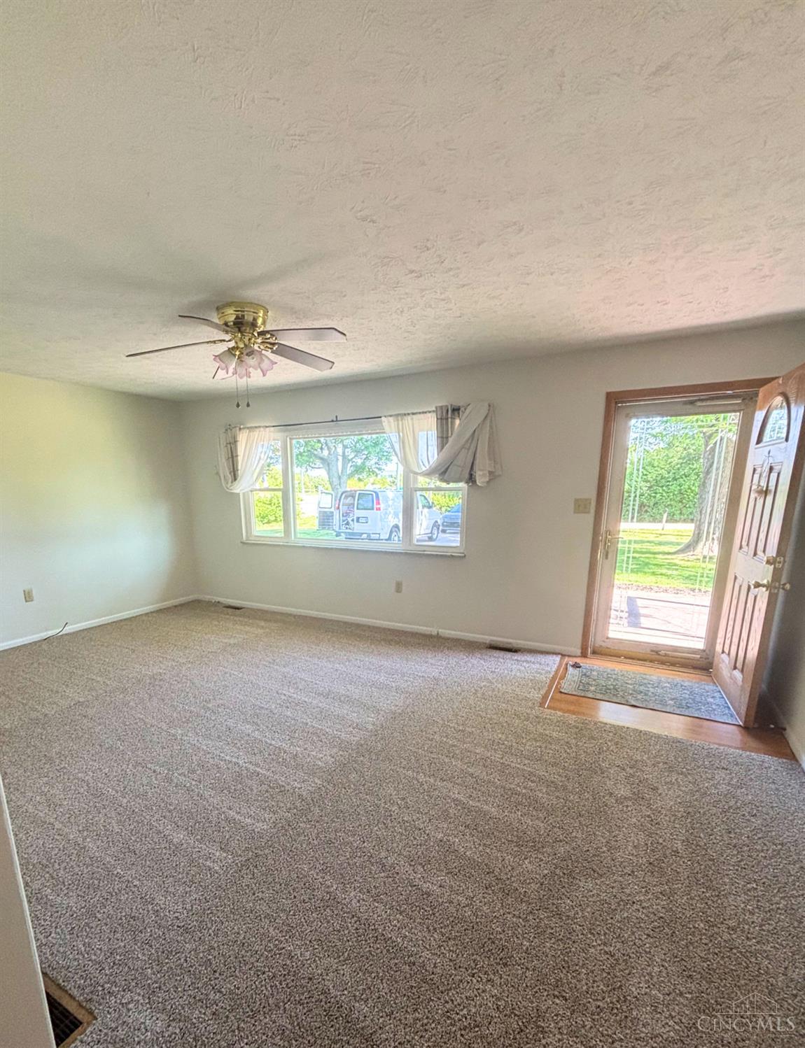 2595 Lebanon Road