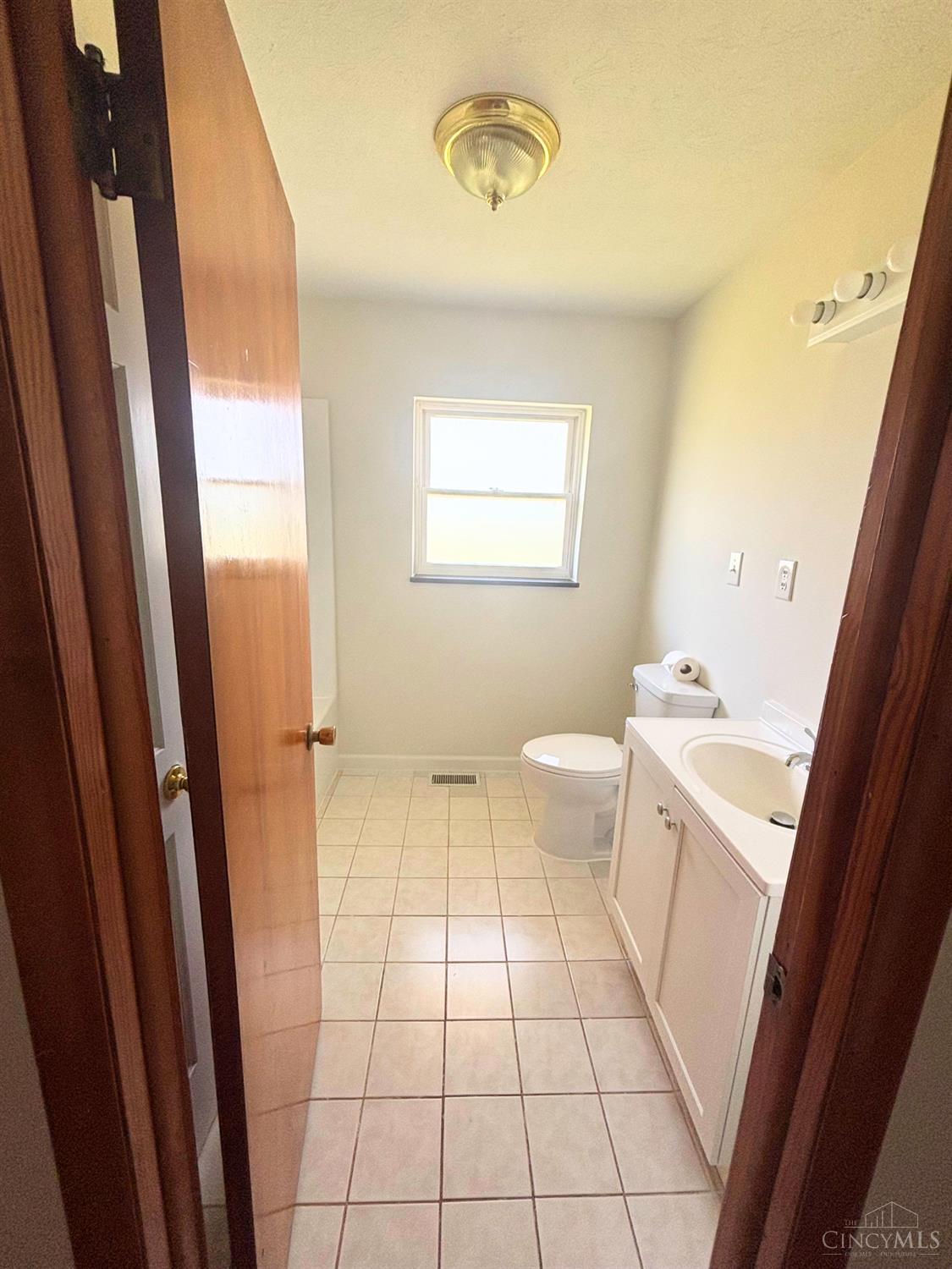 2595 Lebanon Road