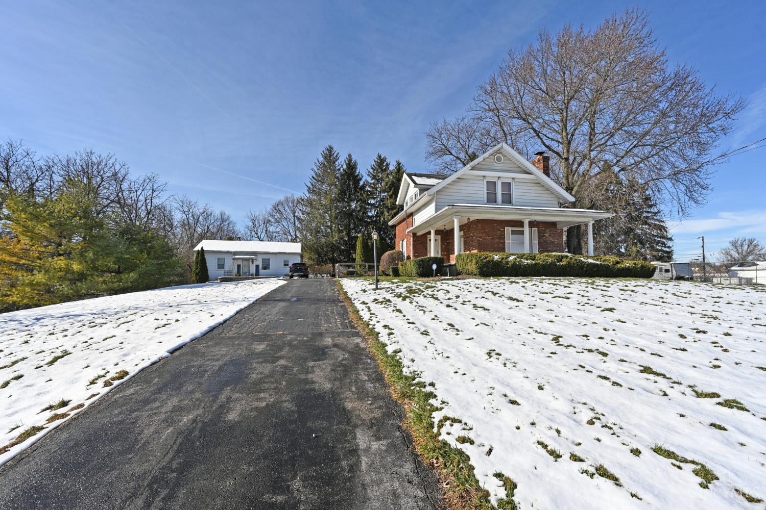 11717 Hamilton Avenue