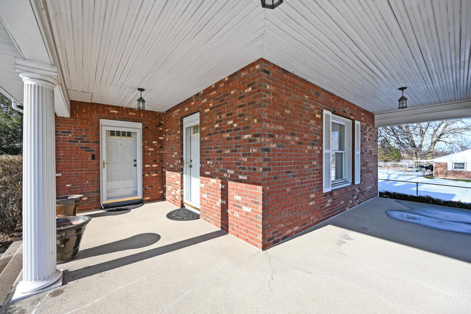 11717 Hamilton Avenue