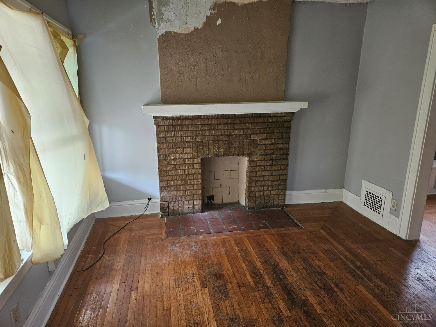 5309 Carthage Avenue