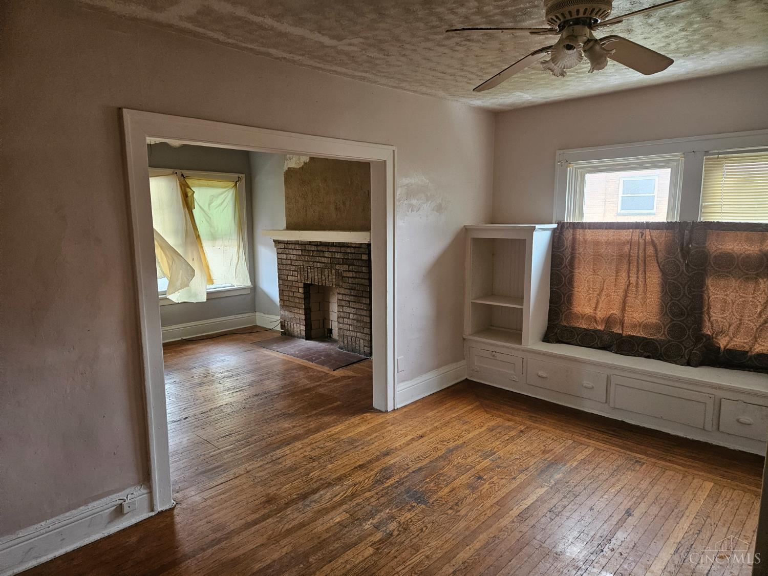 5309 Carthage Avenue