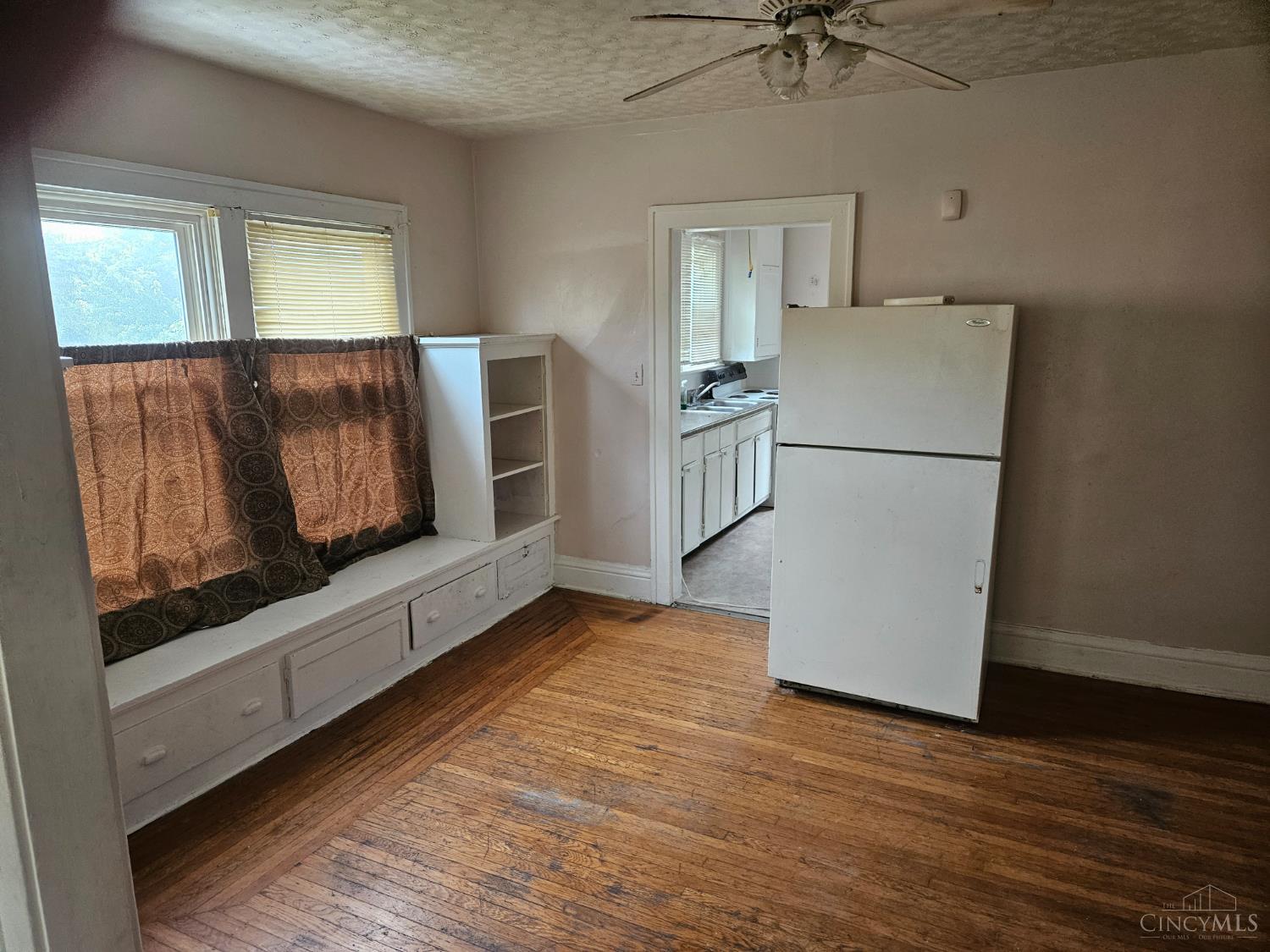 5309 Carthage Avenue