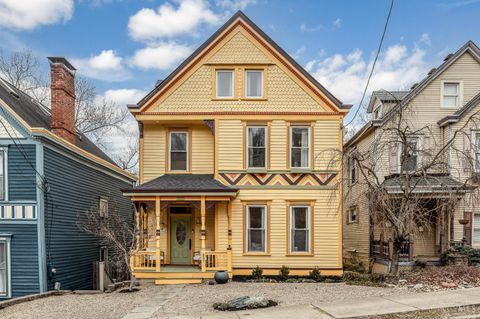 Photo of 431 Tusculum Avenue, Cincinnati, OH 45226 (MLS # 1869521)