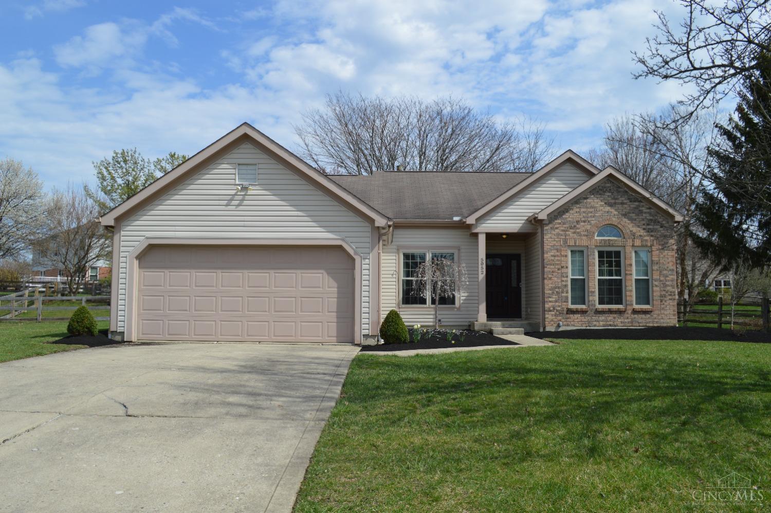 5052 Fieldhurst Court, Mason, Ohio image 1