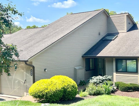 Photo of 122 Miami Lakes Drive, Milford, OH 45150 (MLS # 1891315)
