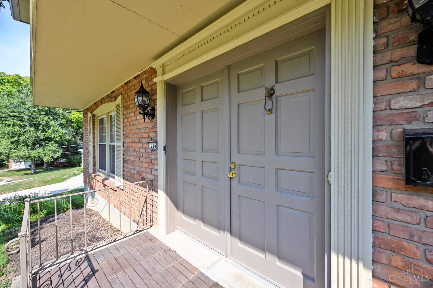 7226 Crinstead Court