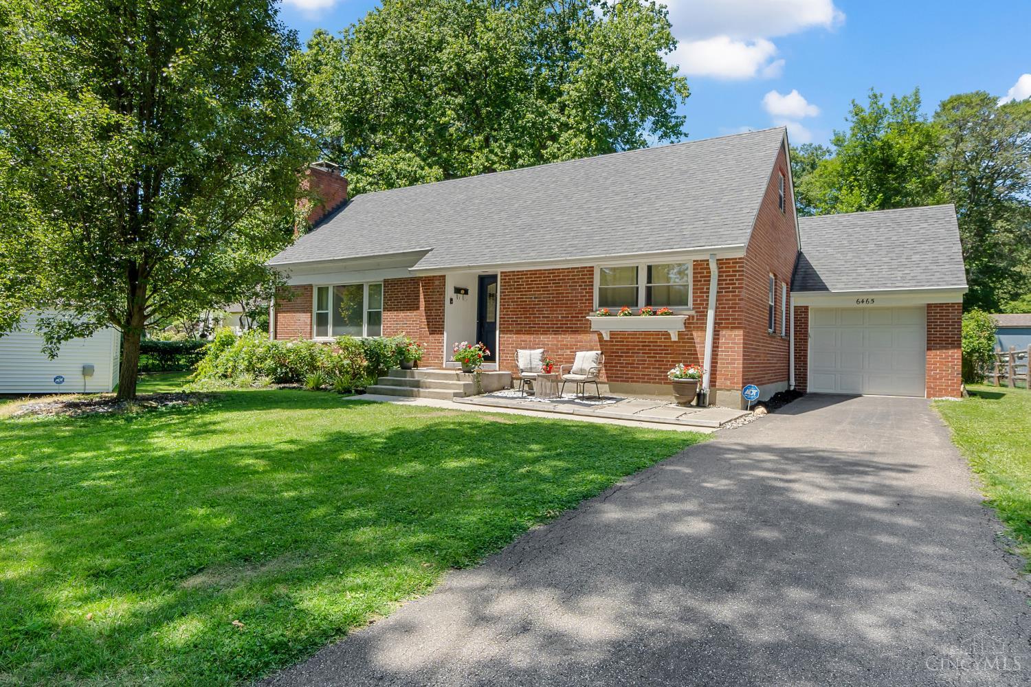 6465 Loiswood Drive