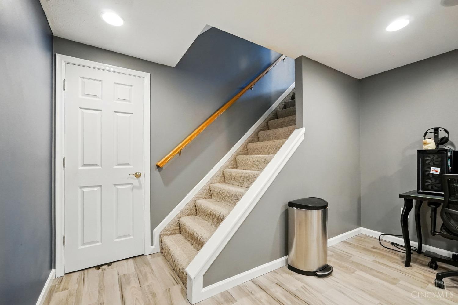 6438 Commanche Drive, West Chester, Ohio image 33