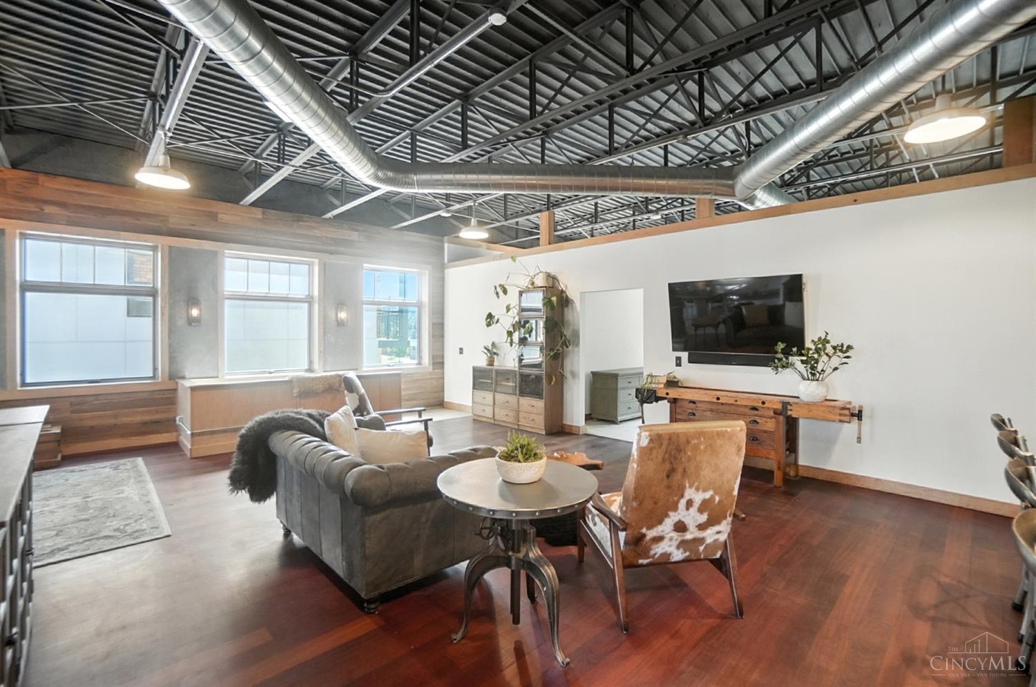 1628 Central Parkway