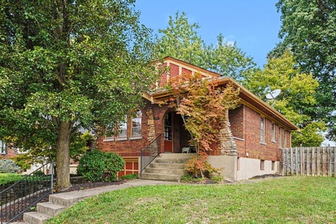 Homes For Sale - 3334 Alicemont Avenue<br/> Cincinnati, OH 45209