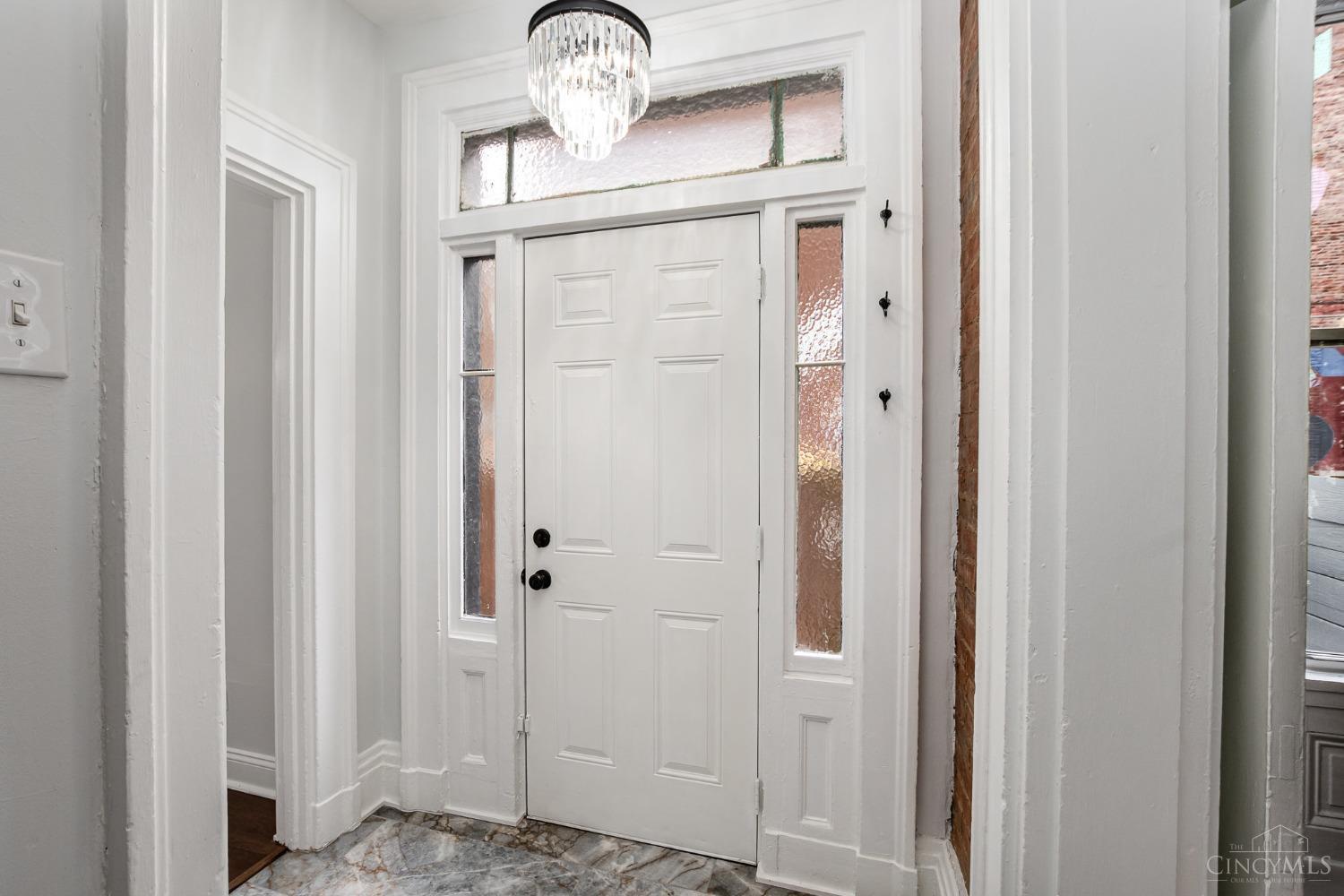 516 E Twelfth Street, Cincinnati, Ohio image 9