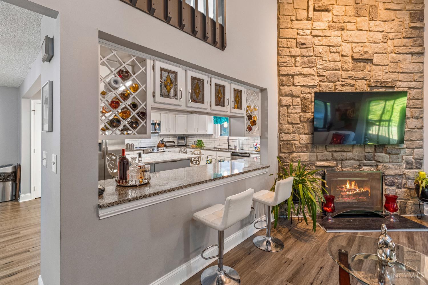 Fairfield, Ohio 45014, United States, 3 Bedrooms Bedrooms, ,3 BathroomsBathrooms,Residential,Active,222104