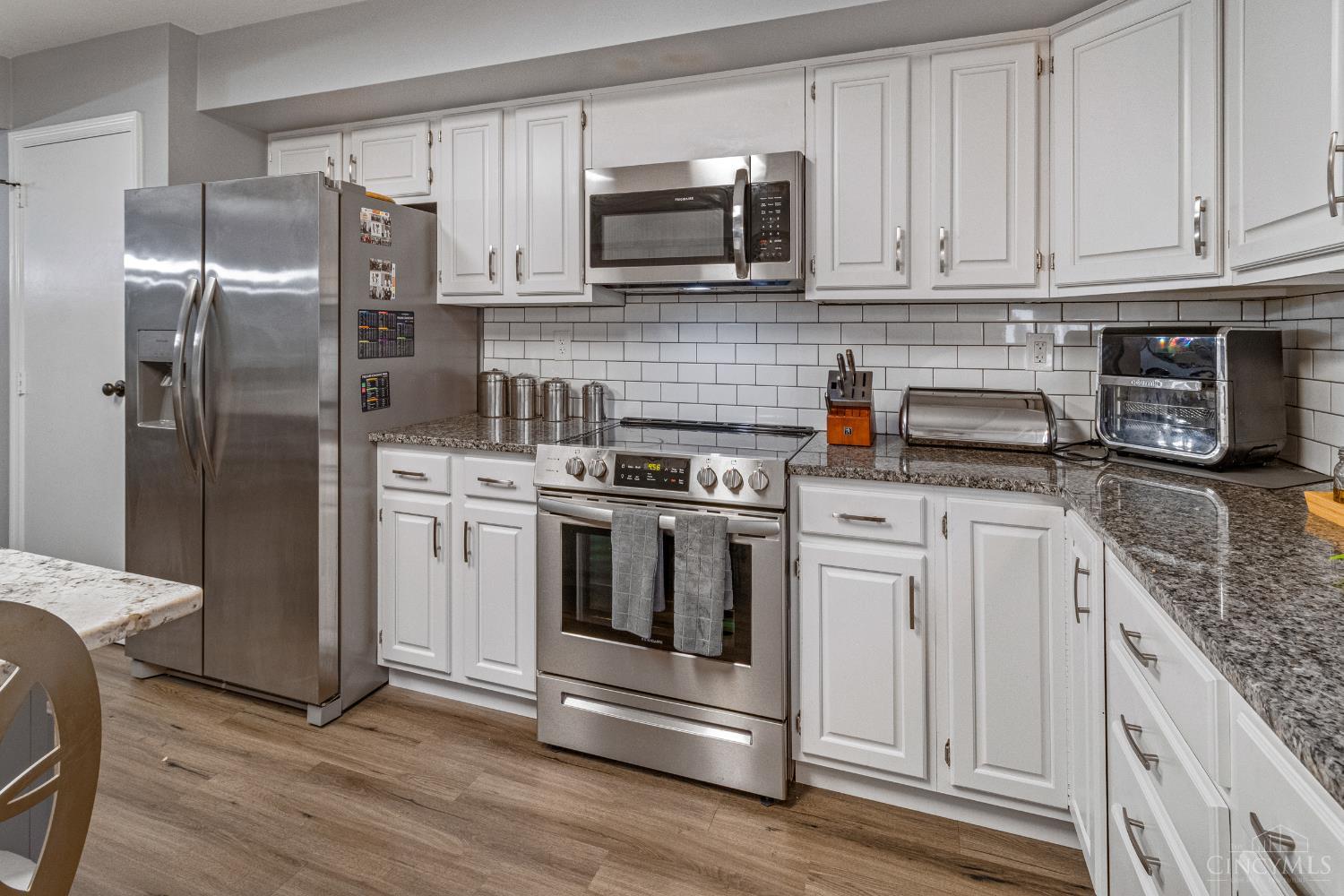 Fairfield, Ohio 45014, United States, 3 Bedrooms Bedrooms, ,3 BathroomsBathrooms,Residential,Active,222104