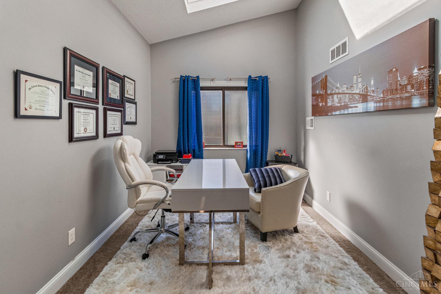 Fairfield, Ohio 45014, United States, 3 Bedrooms Bedrooms, ,3 BathroomsBathrooms,Residential,Active,222104