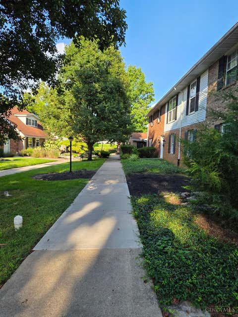 Photo of 2050 Sunset Drive, Hamilton, OH 45013 (MLS # 1891430)
