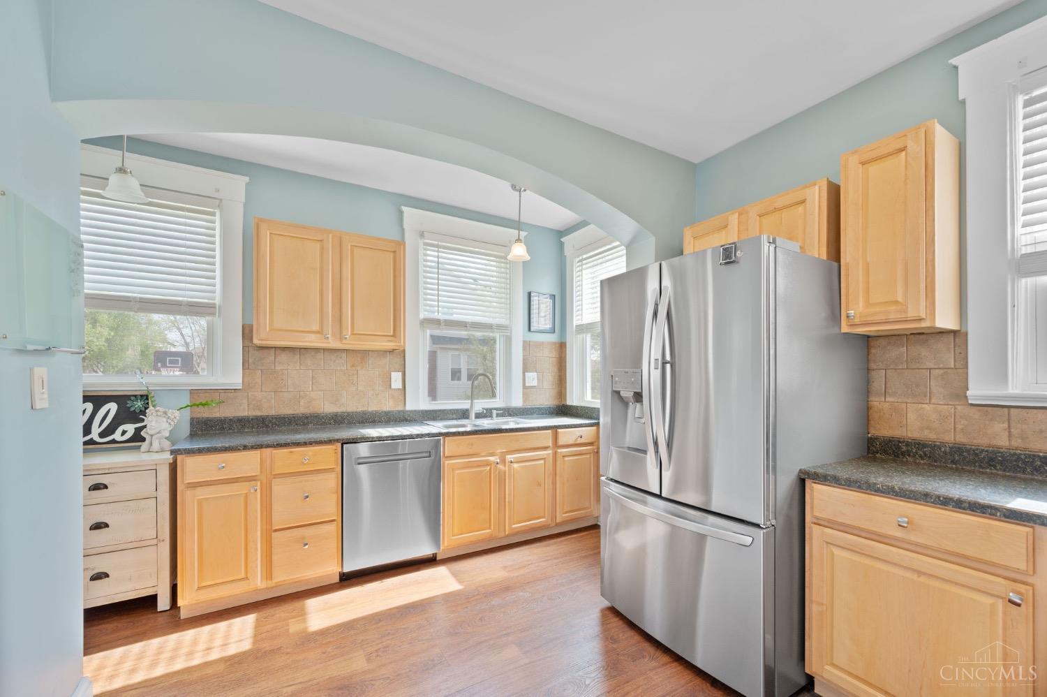 2582 Irving Place, Norwood, Ohio image 9