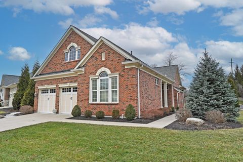 Photo of 6713 Harbour Town Drive, West Chester, OH 45069 (MLS # 1871407)