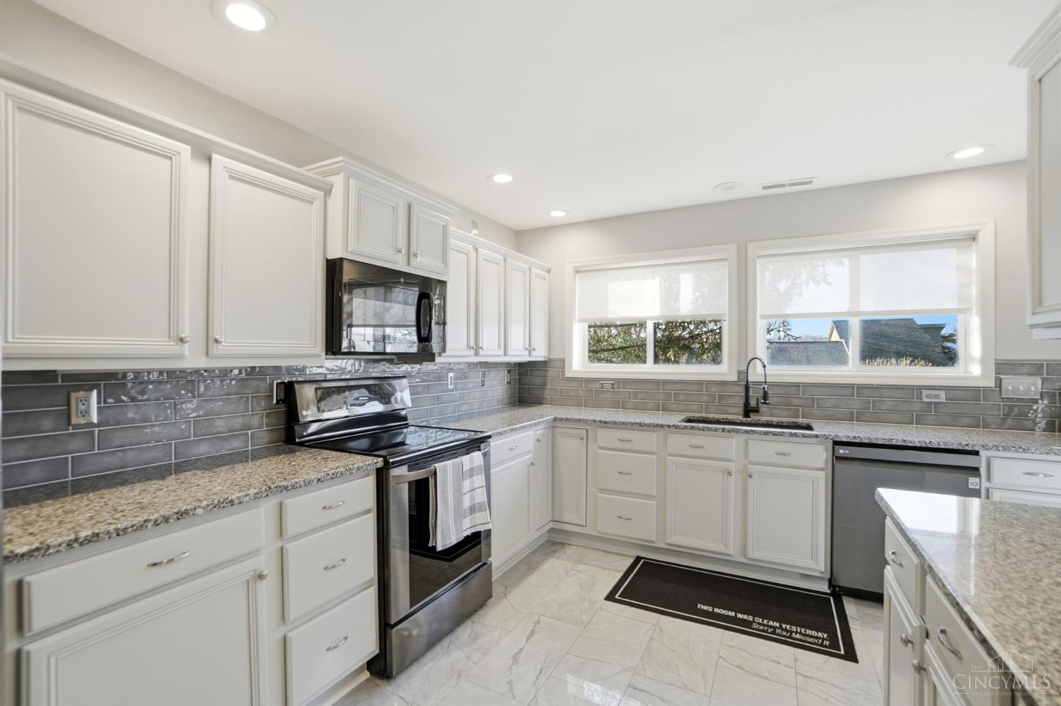 129 Miami Lakes Drive