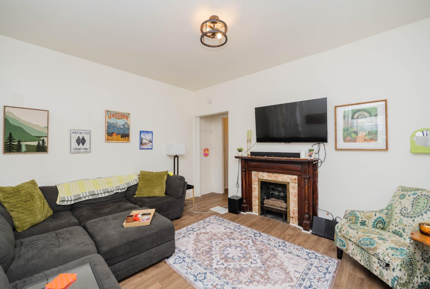 2228 Reading Road