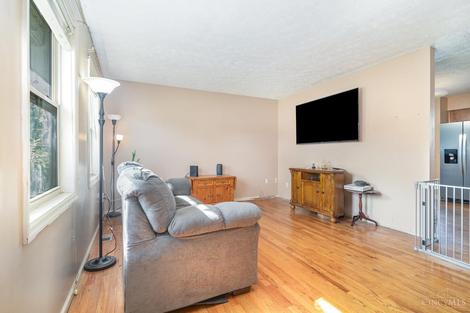 Liberty Twp, Ohio 45044, United States, 3 Bedrooms Bedrooms, ,2 BathroomsBathrooms,Residential,Active,218097