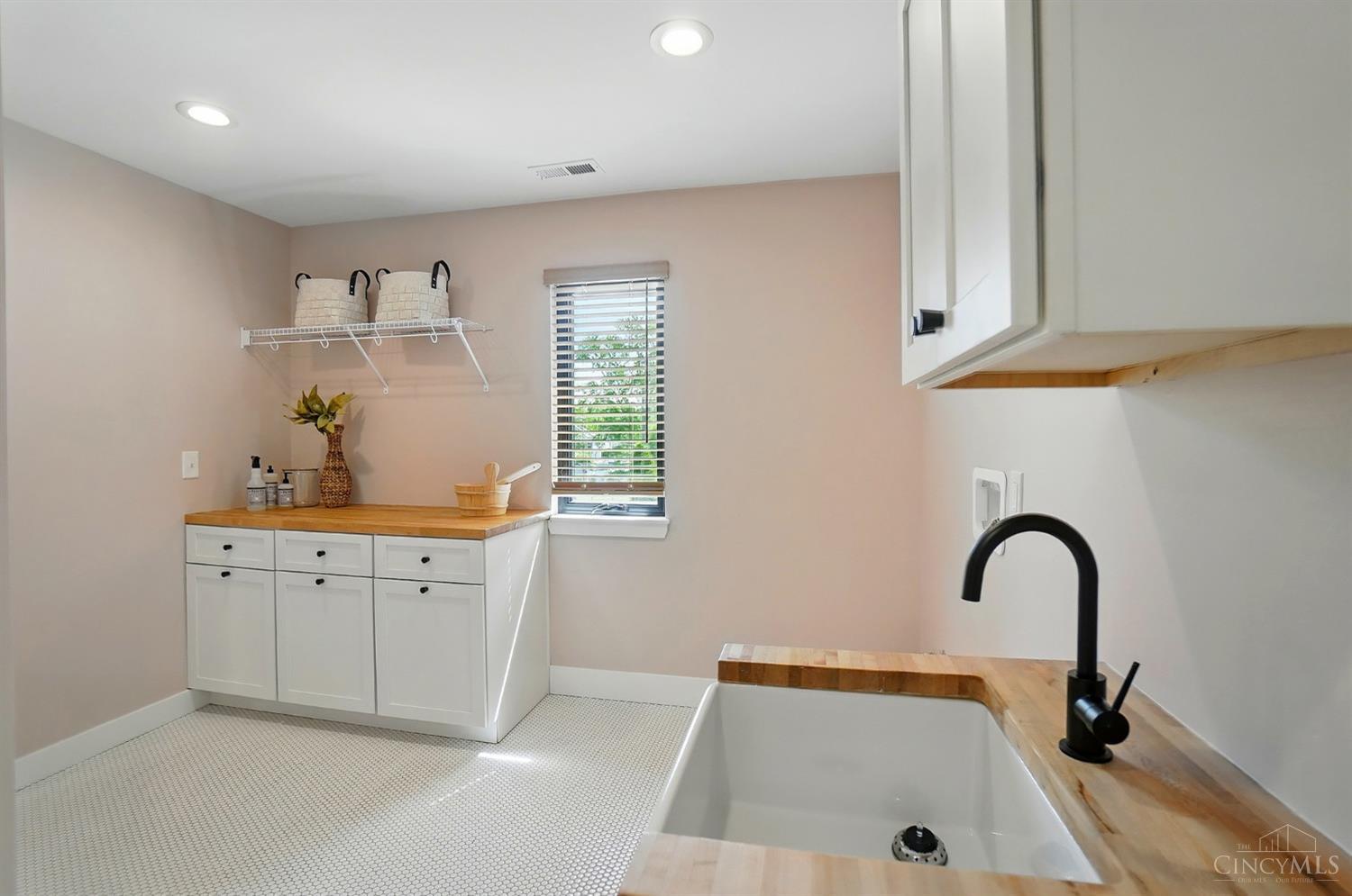 4846 Myrtle Avenue, Blue Ash, Ohio image 39