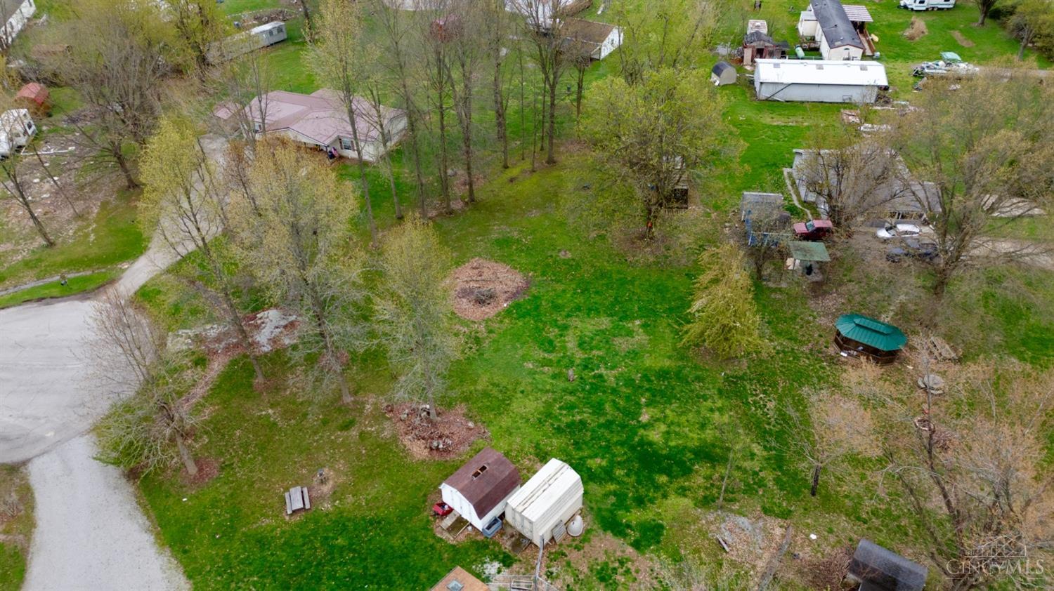 11906 Elmhurst Trail, Paint Twp, Ohio image 6
