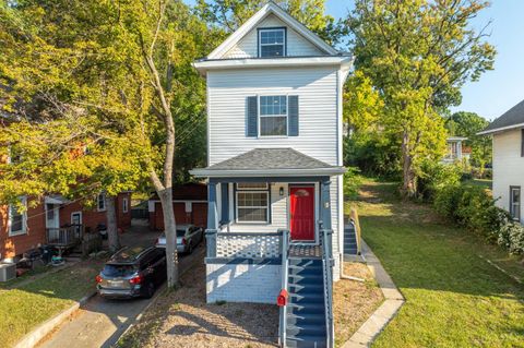 Photo of 1542 Glen Parker Avenue, Cincinnati, OH 45223 (MLS # 1855357)