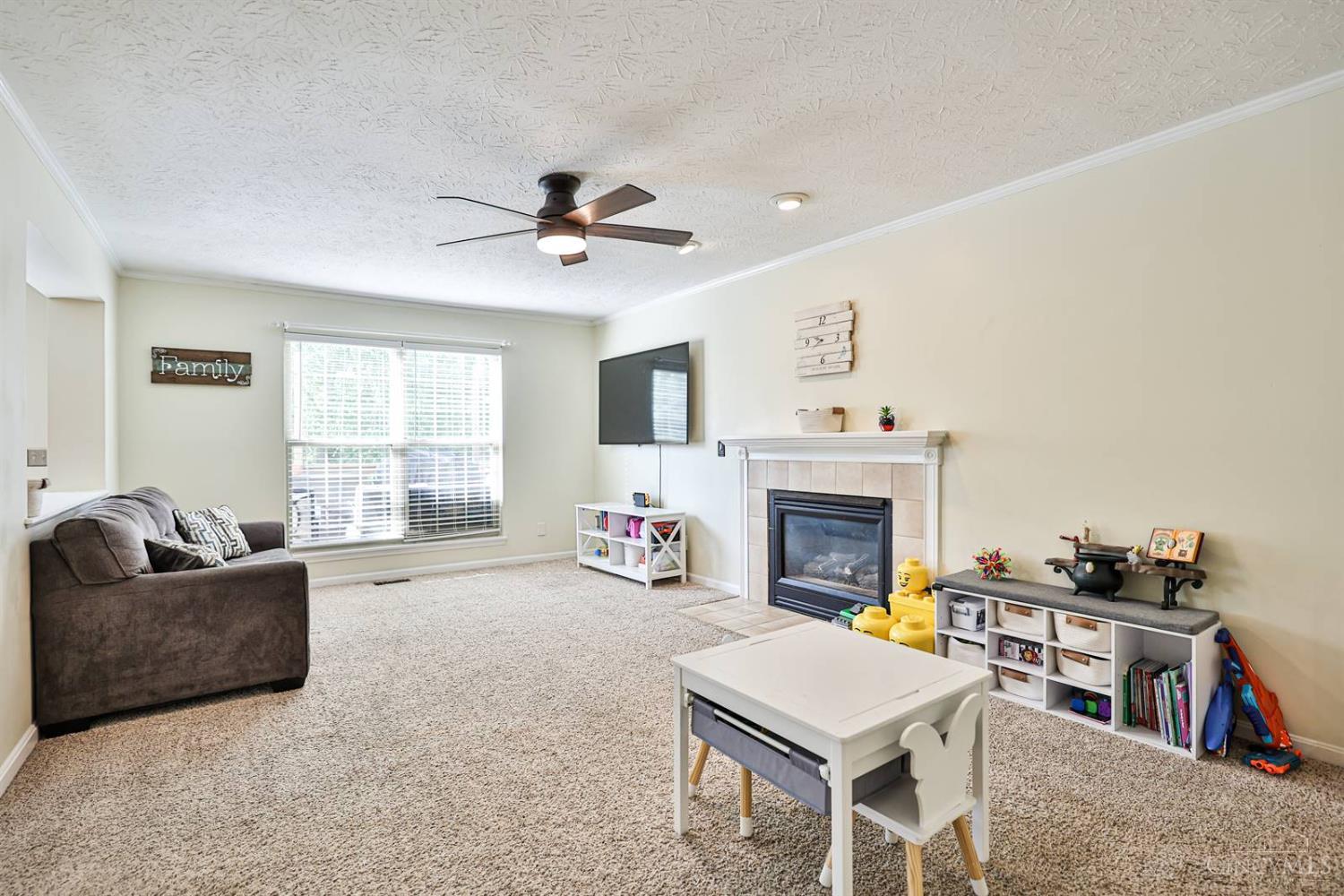 229 Dickens Court