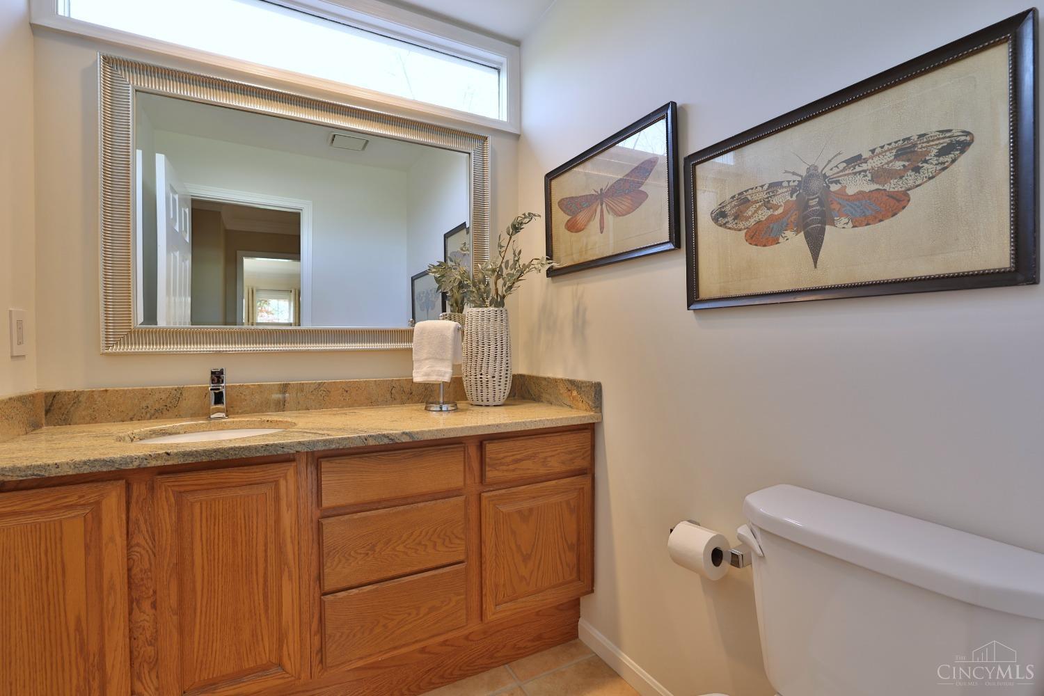 9521 Heather Court, Blue Ash, Ohio image 32
