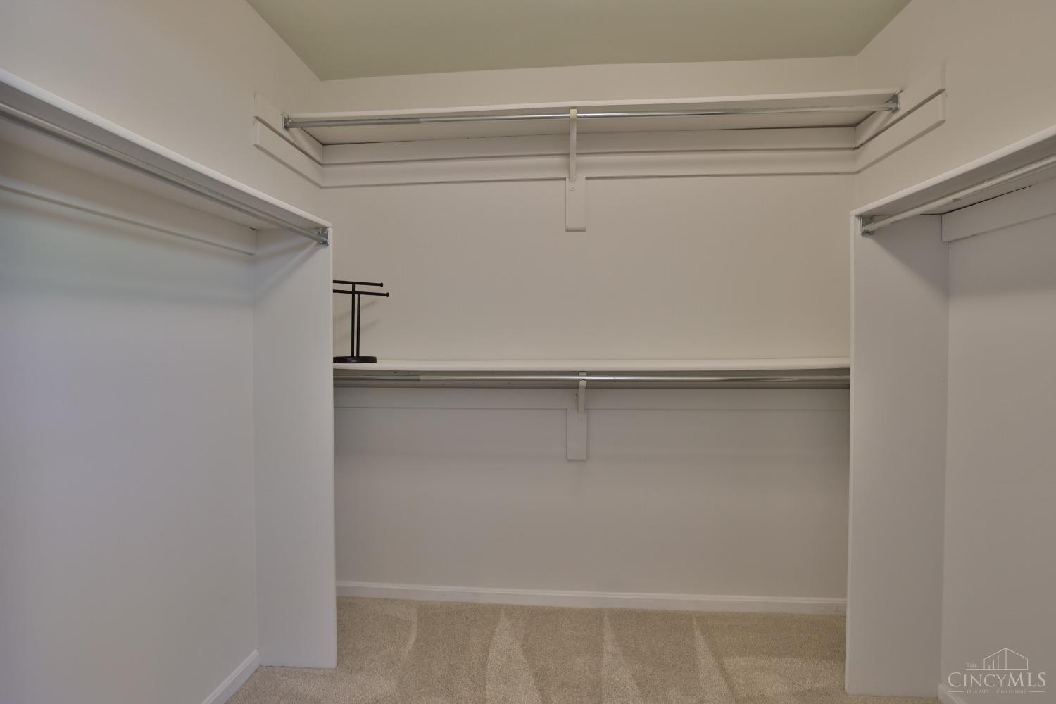 9521 Heather Court, Blue Ash, Ohio image 39