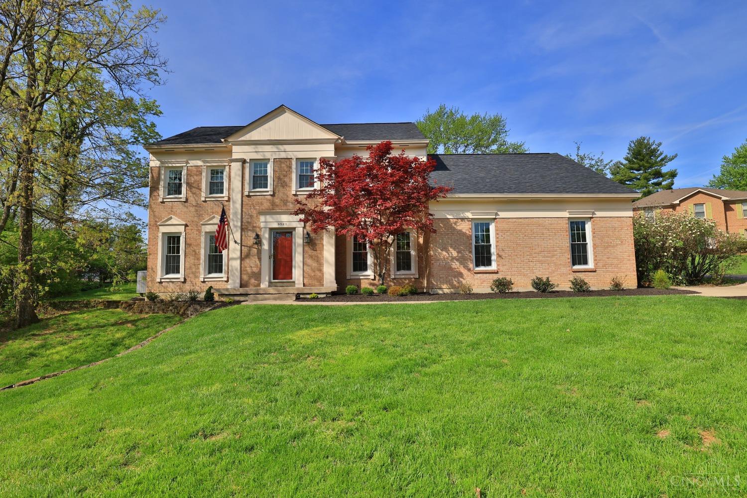 9521 Heather Court, Blue Ash, Ohio image 2
