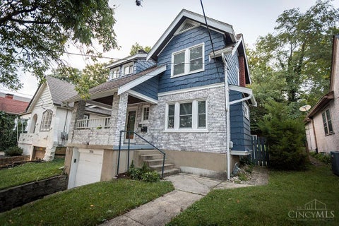 Photo of 3126 Kinmont Street, Cincinnati, OH 45208 (MLS # 1893568)