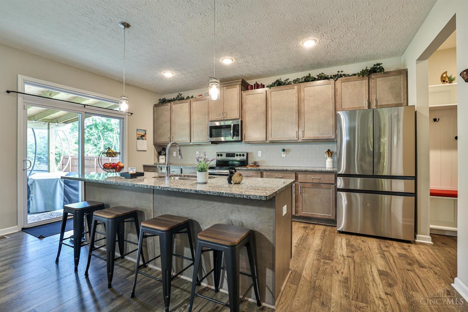 1223 Waterbury Drive, Carlisle, Ohio image 17