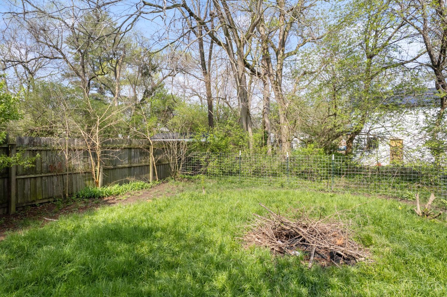 327 Gay Street, Williamsburg, Ohio image 31