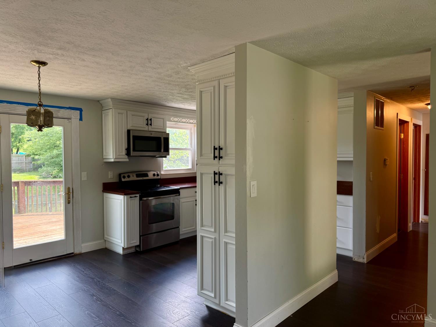 236 Fairborn Dr, Hamilton, Ohio image 3
