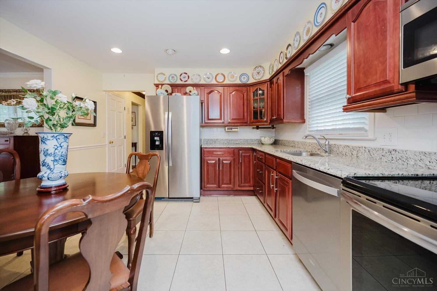 1513 Oak Knoll Court, Fairfield, Ohio image 8