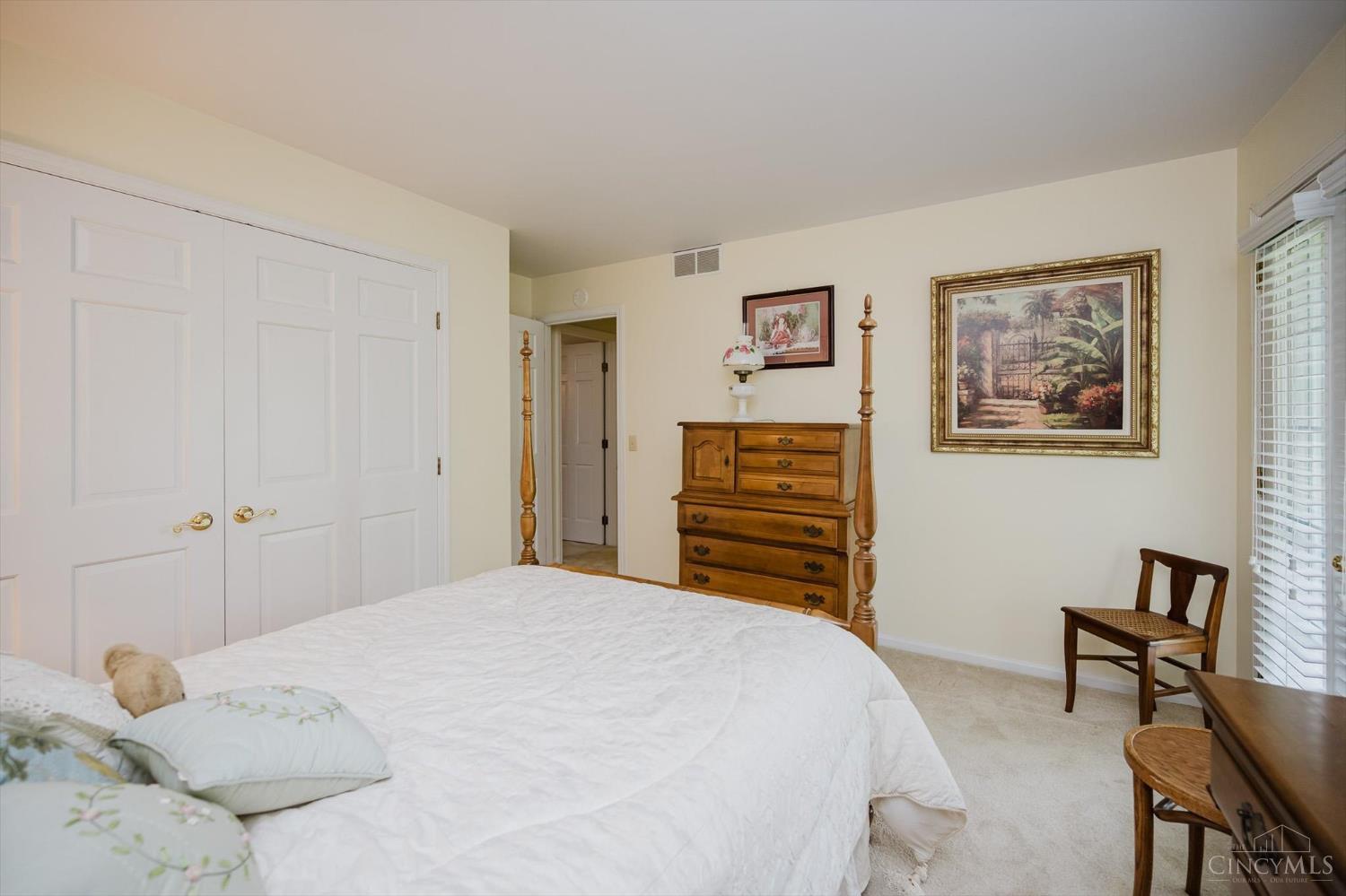 1513 Oak Knoll Court, Fairfield, Ohio image 44