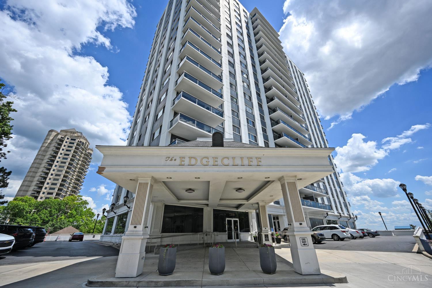 2200 Victory Parkway 2307