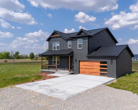 Photo of 3509 S St Rt 72, Wayne Township, OH 45169 (MLS # 1877008)