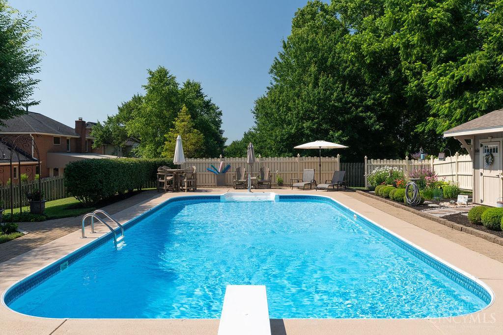 Fairfield, Ohio 45014, United States, 4 Bedrooms Bedrooms, ,3 BathroomsBathrooms,Residential,Active,169909