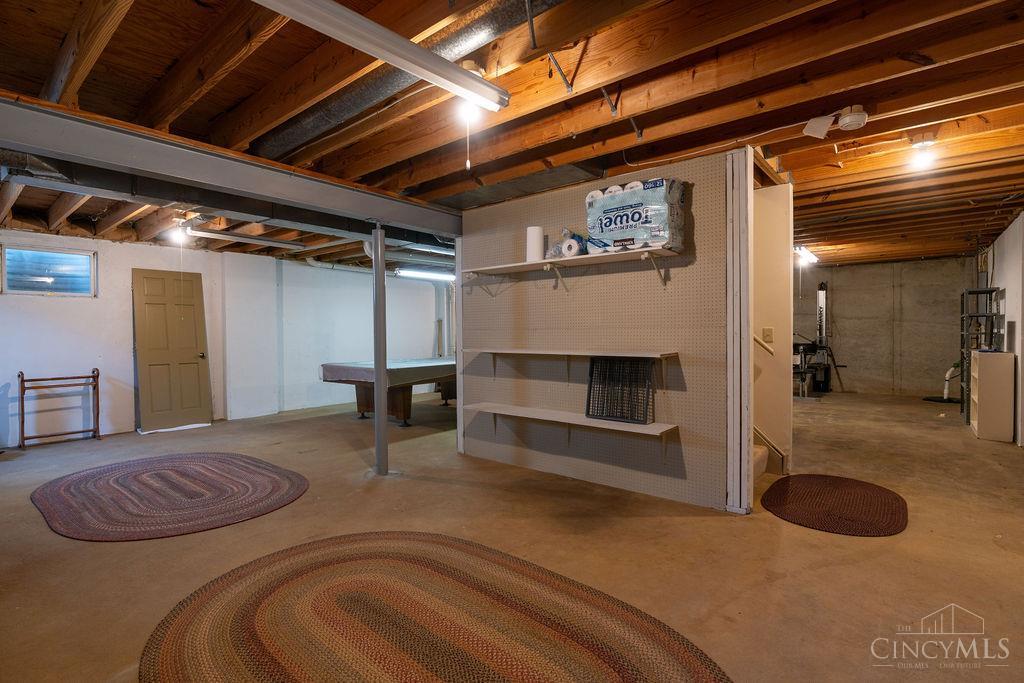 Fairfield, Ohio 45014, United States, 4 Bedrooms Bedrooms, ,3 BathroomsBathrooms,Residential,Active,169909