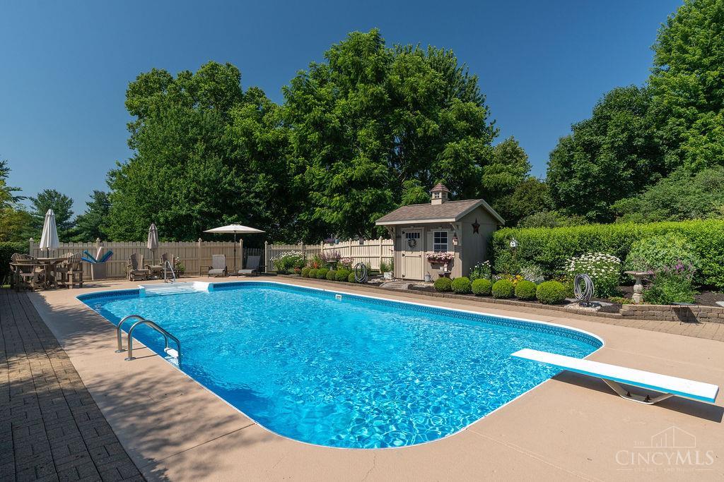 Fairfield, Ohio 45014, United States, 4 Bedrooms Bedrooms, ,3 BathroomsBathrooms,Residential,Active,169909