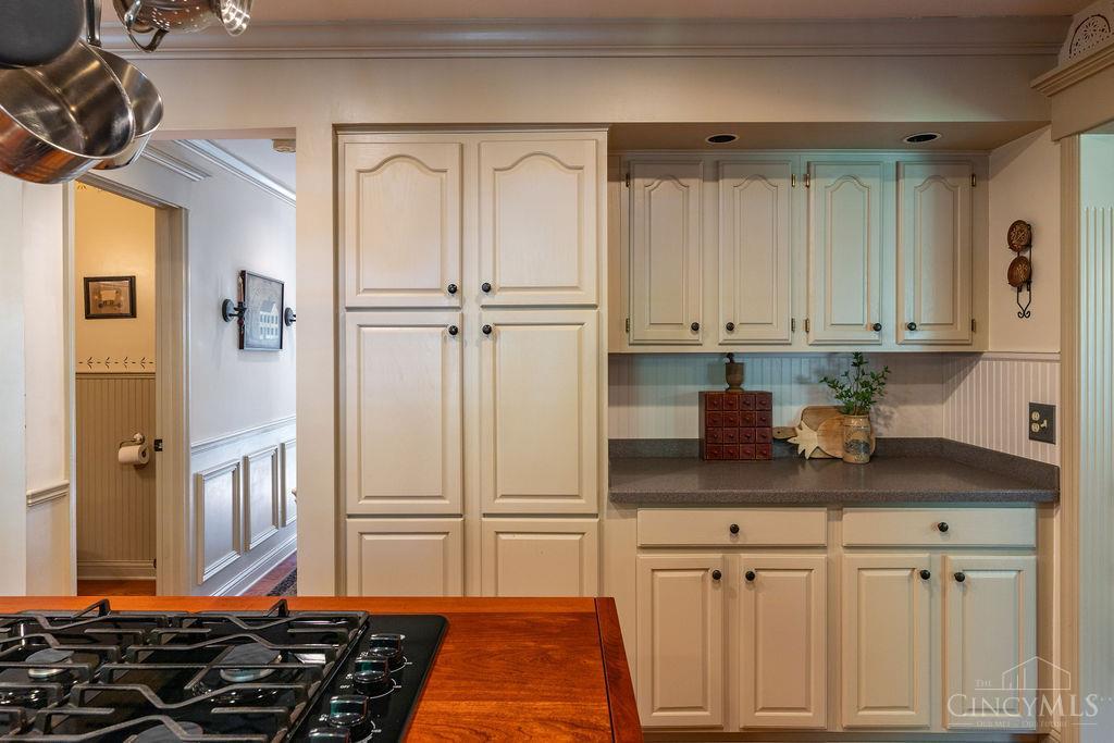 Fairfield, Ohio 45014, United States, 4 Bedrooms Bedrooms, ,3 BathroomsBathrooms,Residential,Active,169909