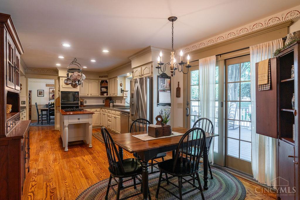 Fairfield, Ohio 45014, United States, 4 Bedrooms Bedrooms, ,3 BathroomsBathrooms,Residential,Active,169909