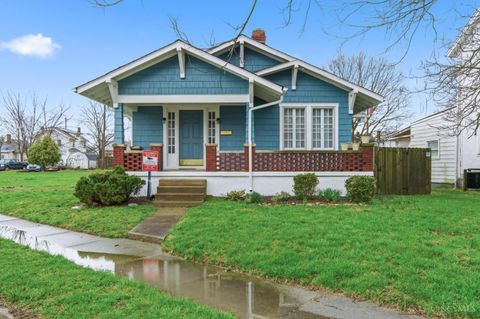 Photo of 130 lulu, Hamilton, OH 45011 (MLS # 1872353)