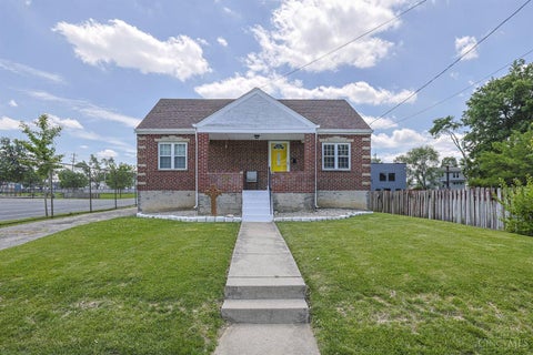 Homes For Sale - 4217 Linden Avenue<br/> Cincinnati, OH 45236